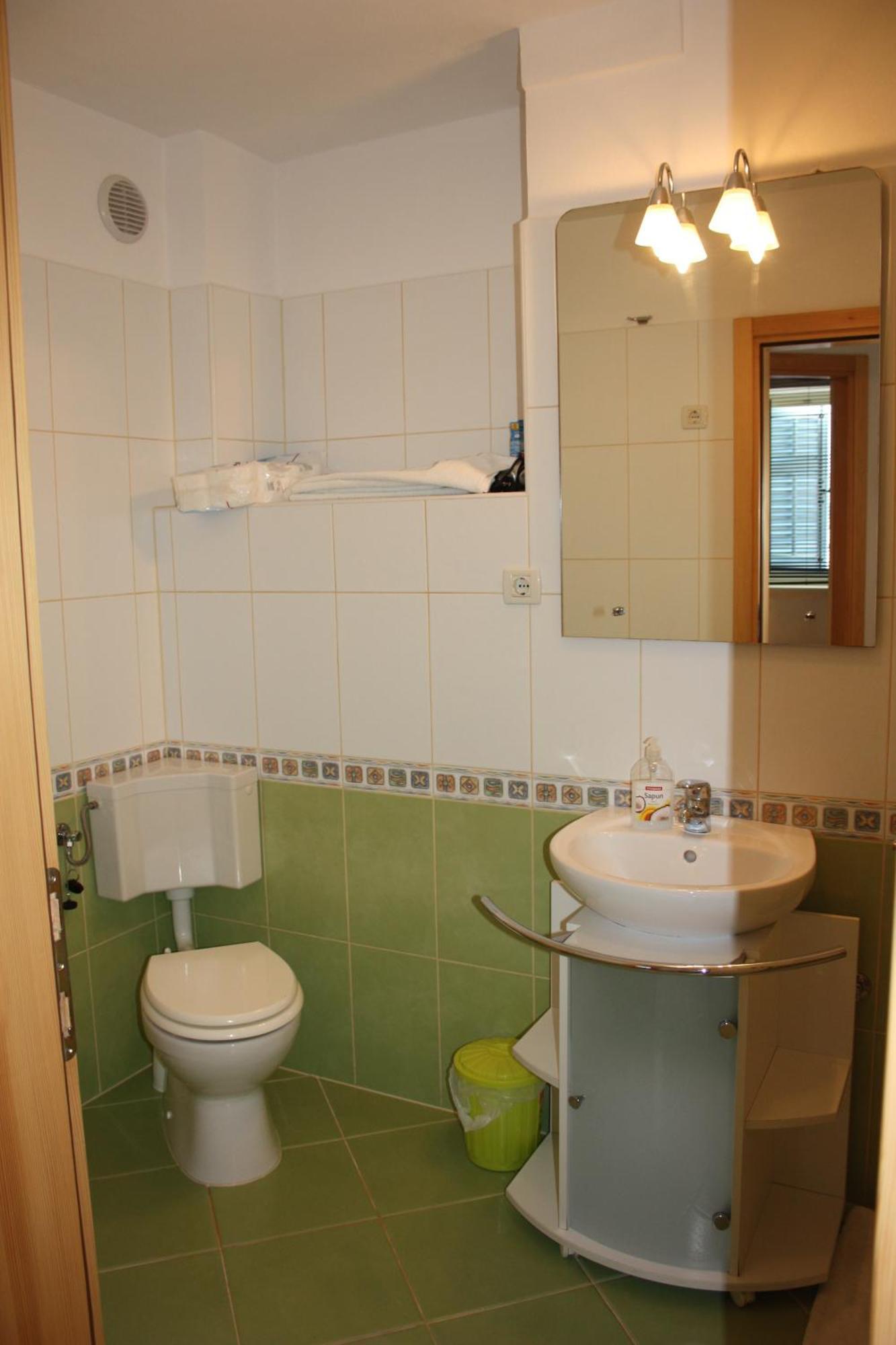 Apartment Nirvana เวอร์ซาร์ ภายนอก รูปภาพ